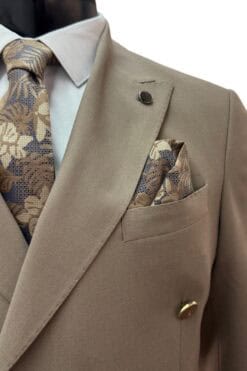 Alternative view of Sakko Luis beige